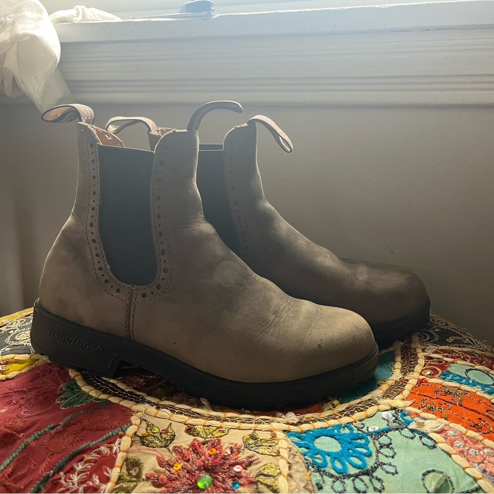 Blundstone #1351 Rustic Brown (W’s 7.5)